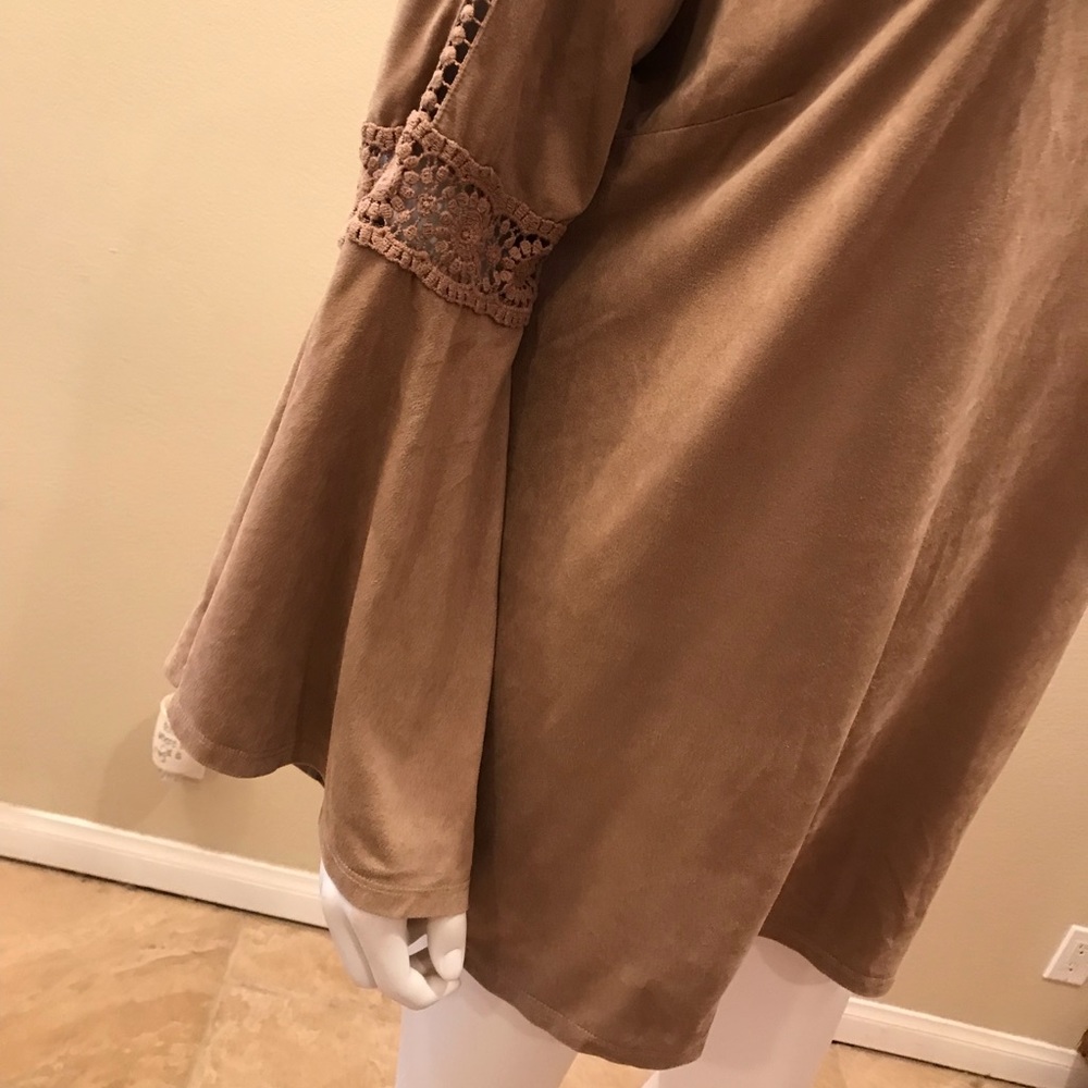 New Directions Faux Suede Brown Top Womens Plus Size 0X XL Bell Sleeve Retro - Picture 5 of 15